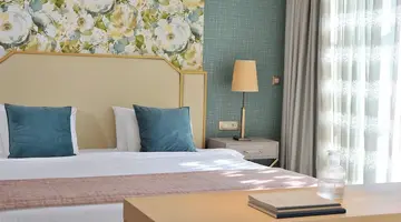 Airotel Stratos Vassilikos Hotel