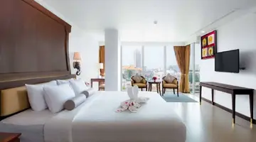 AIYARA GRAND HOTEL