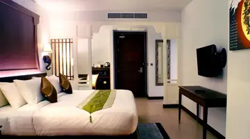 AIYARA GRAND HOTEL