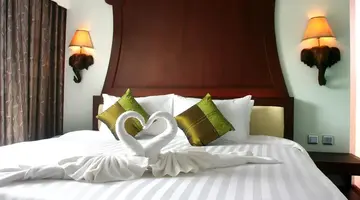 AIYARA GRAND HOTEL