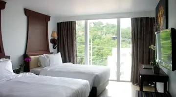 AIYARA GRAND HOTEL