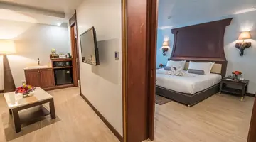 AIYARA GRAND HOTEL