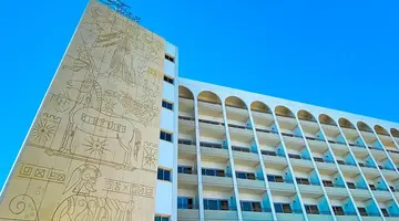Ajax Hotel