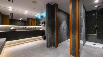 Ajax Hotel