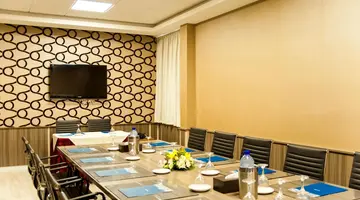 Ajax Hotel