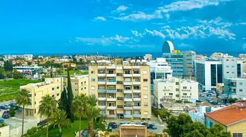 Ajax Hotel