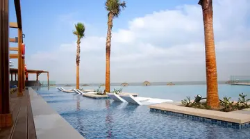 Ajman Hotel