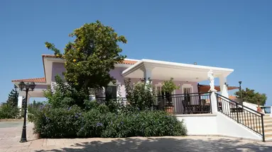 Akamanthea Holiday Village