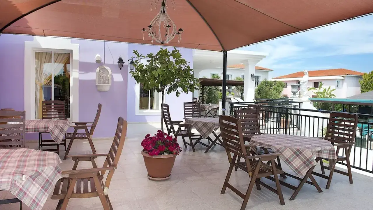 Akamanthea Holiday Village
