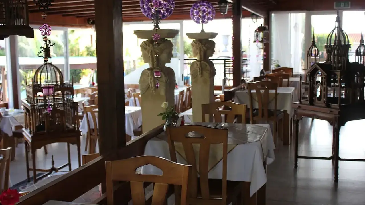 Akamanthea Holiday Village