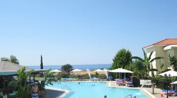 Akamanthea Holiday Village