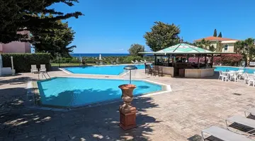 Akamanthea Holiday Village