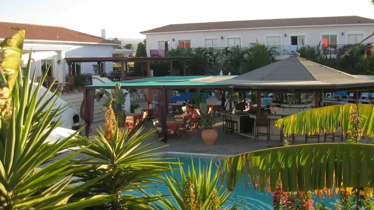 Akamanthea Holiday Village