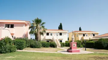 Akamanthea Holiday Village