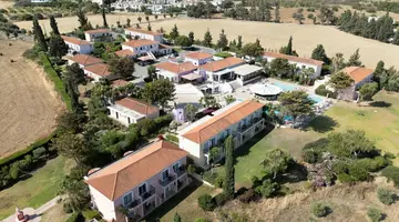 Akamanthea Holiday Village