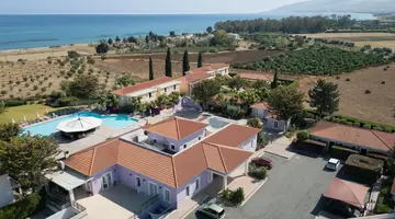 Akamanthea Holiday Village