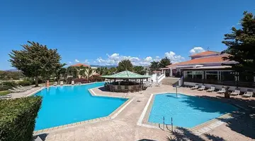 Akamanthea Holiday Village