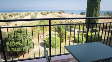 Akamanthea Holiday Village