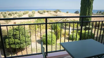 Akamanthea Holiday Village