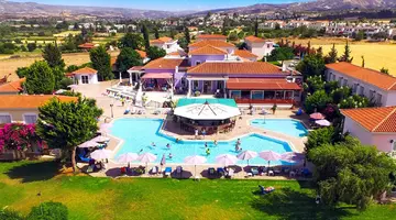 Akamanthea Holiday Village