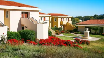 Akamanthea Holiday Village
