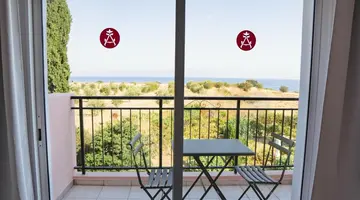 Akamanthea Holiday Village