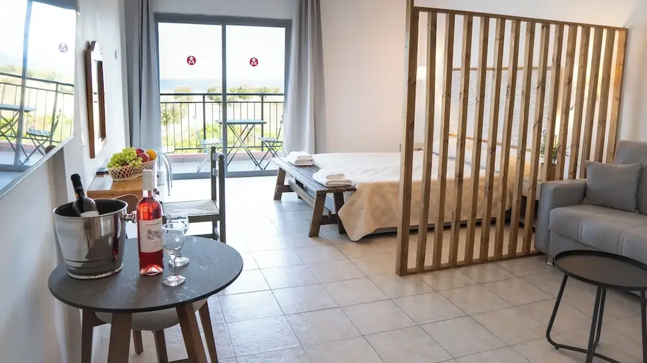 Akamanthea Holiday Village