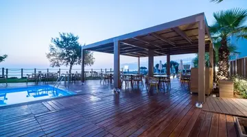 Akasha Beach Hotel and Spa