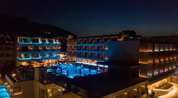Akasha Beach Hotel & SPA