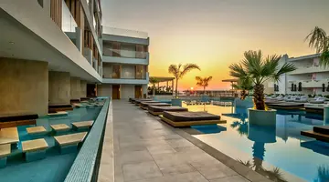 Akasha Beach Hotel & Spa