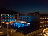 AKASHA BEACH HOTEL & SPA