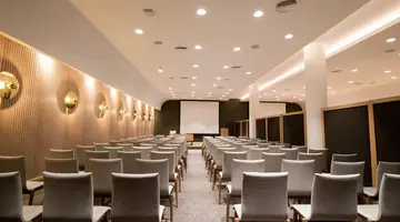 AKASHA BEACH HOTEL & SPA