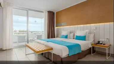 AKEAH Broncemar Hotel