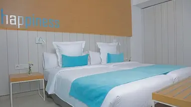 AKEAH Broncemar Hotel
