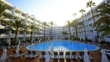 AKEAH Broncemar Hotel