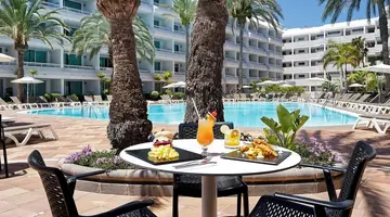 AKEAH Broncemar Hotel