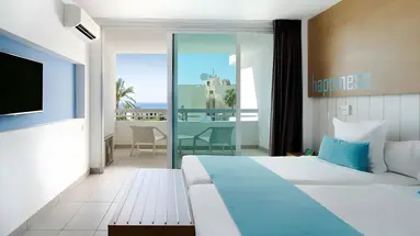 AKEAH Broncemar Hotel