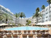 AKEAH Broncemar Hotel