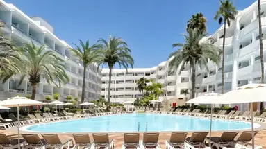 AKEAH Broncemar Hotel