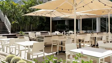 AKEAH Broncemar Hotel