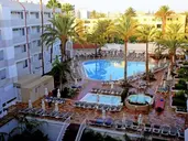 AKEAH Broncemar Hotel