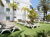 AKEAH Broncemar Hotel