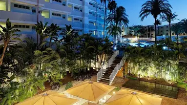 AKEAH Broncemar Hotel