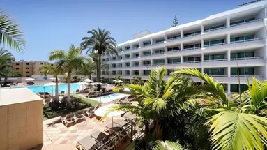 AKEAH Broncemar Hotel