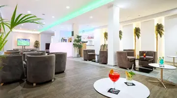 AKEAH Broncemar Hotel