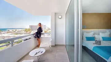 AKEAH MASPALOMAS BRONCEMAR