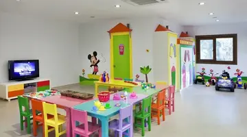 AKKA CLAROS HOTEL
