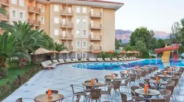 AKKA CLAROS HOTEL