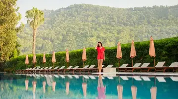 AKKA CLAROS HOTEL