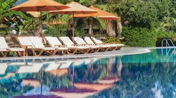 AKKA CLAROS HOTEL
